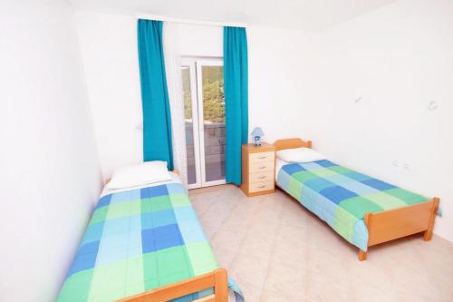 Apartments by the sea Pucisca Brac - 5625 - image 13