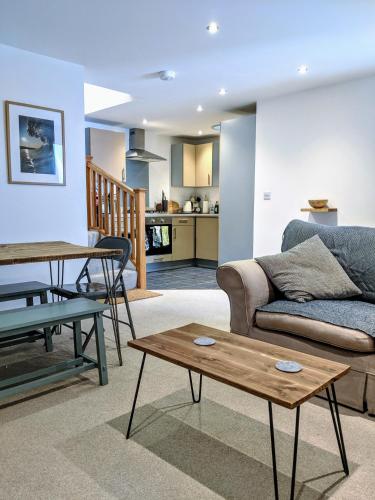 Stunning Apartment With Ensuite Rooms, Porth, Cornwall