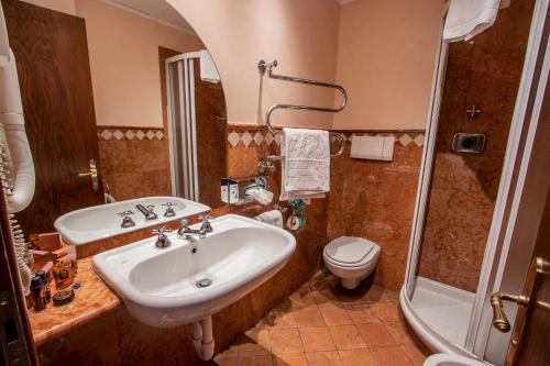 Albergo Le Due Corti - image 8