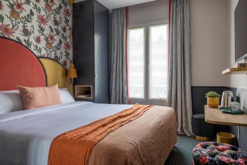 room detail thumbnail 1