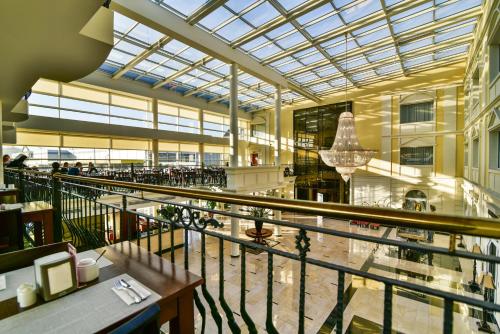 Фойє, Hotel SPA Faltom in Румя