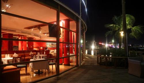 Lido Sharm Hotel Naama Bay - image 5