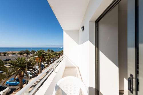 2 min Walk to Beach - Private Terrace - Some with Sea Views - Meloneras