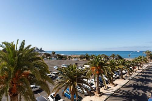2 min Walk to Beach - Private Terrace - Some with Sea Views