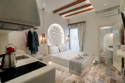 Naxos Petite Studios Room Type - Deluxe Double Room