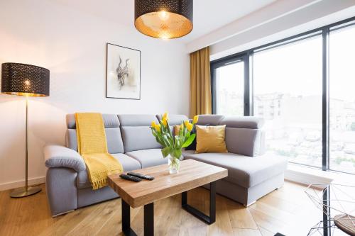 Apartments Poznań Niedziałkowskiego by Renters - main image