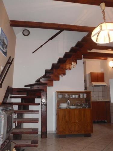  Family Apartment Green Hill in Fužine