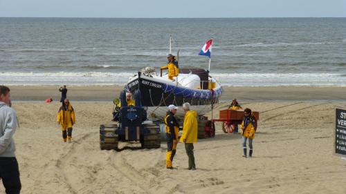 Pollux bij Vuurtoren en strand