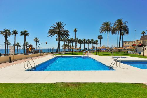 Sea Views Aloha Apartment by GHR Rentals - image 7