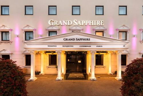 Grand Sapphire Hotel & Banqueting