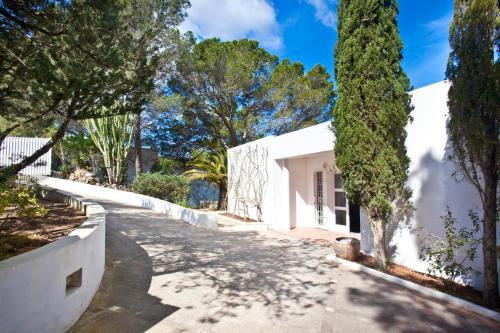 VILLA CAN HERMANOS: Wifi gratis piscina privada y vistas al mar - image 2