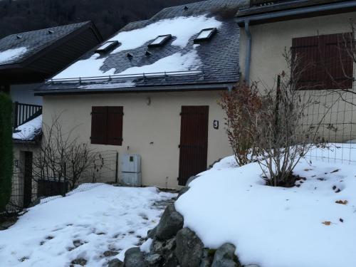 Le refuge de la Marmotte, Chalets du Bayle