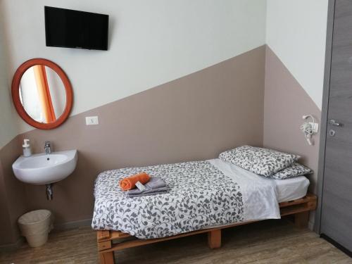 2 twin beds