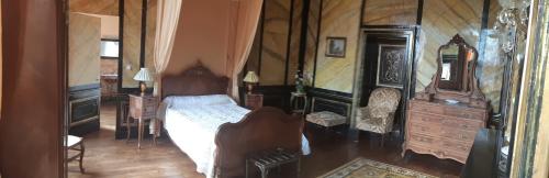 Chateau de Longeville Room Type - Double Room with Private Bathroom