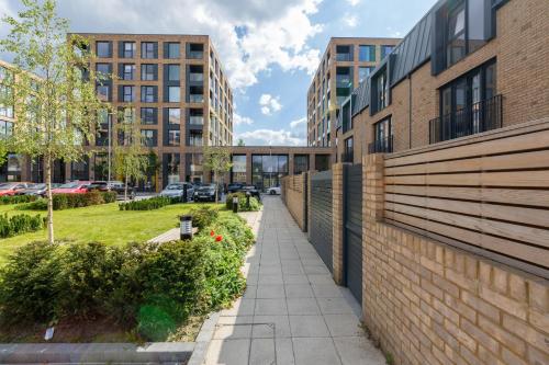 Croydon Deluxe Apartment*****, Thornton Heath, London