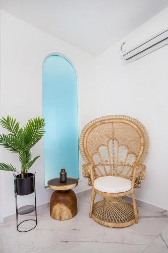 Ammos Luxury Suites 4