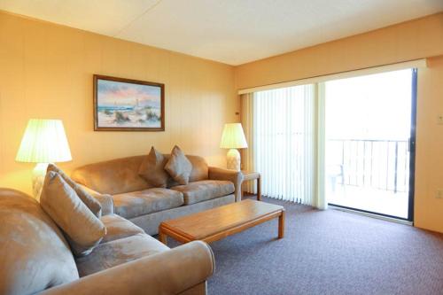 luxury hotels in Newport