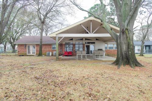 Great Texas Lakefront on CedarCreek Lake - image 7