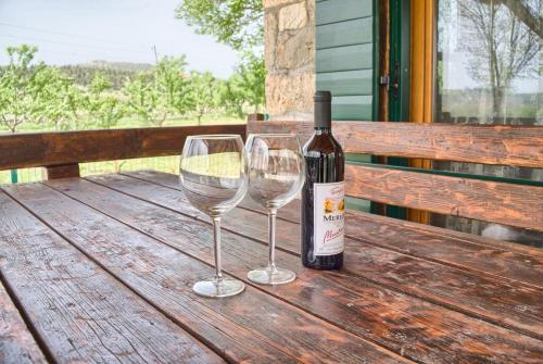 STONE HOUSE VLASTA