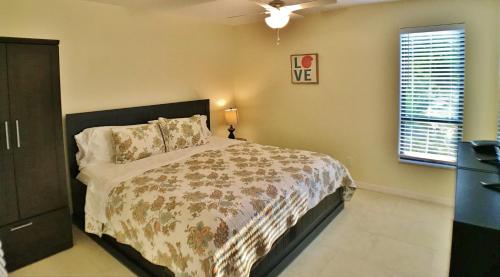 Siesta Key Beach 5515 - image 9