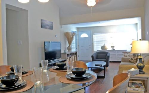 Two-Bedroom House image 10