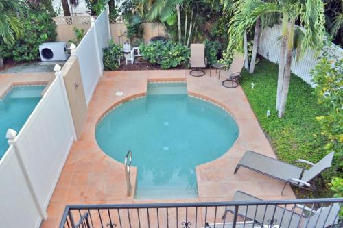 Apartment image 8