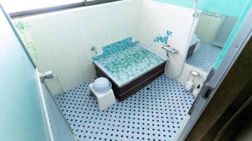 Bathroom, 一棟貸し宿Kusuburu House chartered accommodation in Oki Islands