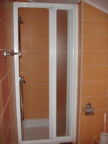 Apartments by the sea Sveti Filip i Jakov Biograd - 14319 - image 2