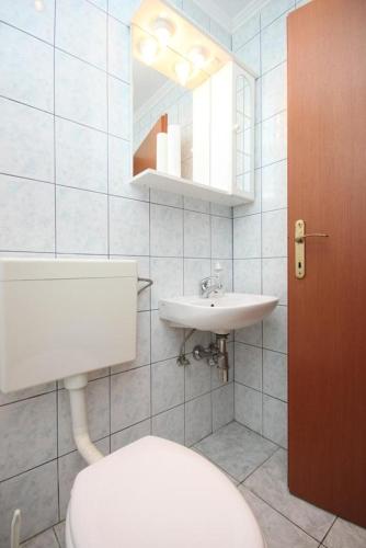 Apartments by the sea Zubovici Pag - 6356 - main image