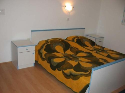 Apartments with WiFi Lopar, Rab - 14804
