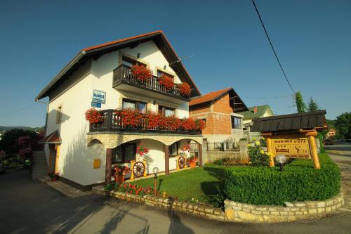 House Marinic, Pension in Grabovac