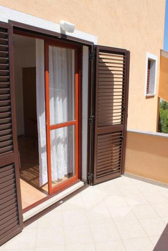 Apartments by the sea Pag - 6526 - image 10