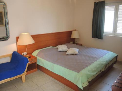Apartments by the sea Brodarica Sibenik - 15270 - main image