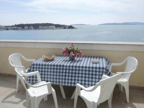 Apartments by the sea Brodarica Sibenik - 15270 - image 7