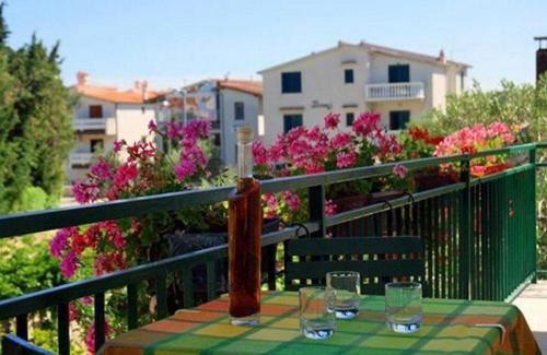 Apartments by the sea Pirovac Sibenik - 16274