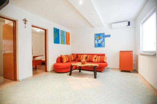 Apartments by the sea Vir - 16590