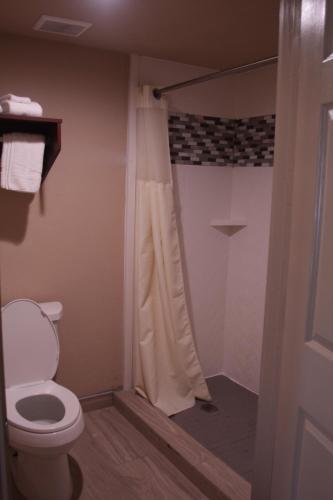 Americas Best Value Inn Port Aransas - image 7