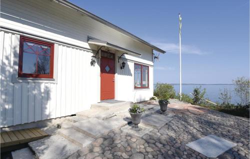 Nice Home In Lidköping With Kitchen - Lidköping