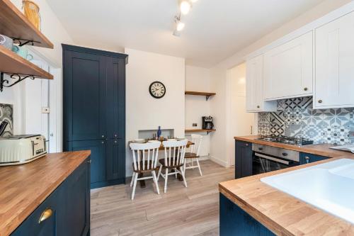 Lovely modern apartment - Fast 100Mbps WiFi - Netflix