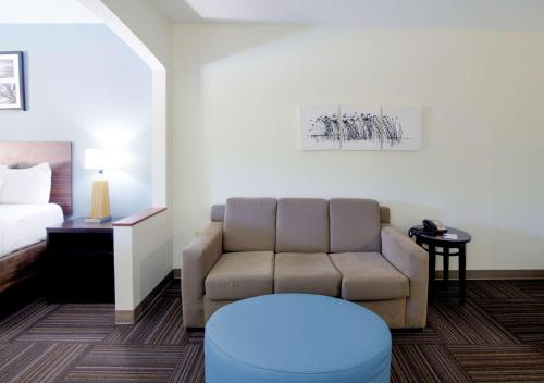 Sleep Inn Suites Chesapeake Portsmouth In Va