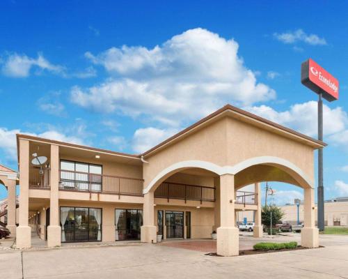 Econo Lodge Hillsboro I-35 in Hillsboro, USA