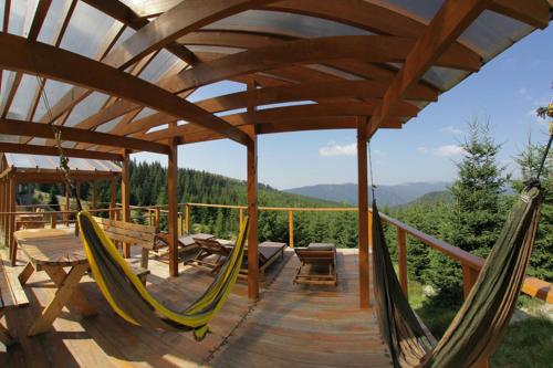 Vedere, Pension Valea Mariei in Rânca - Novaci