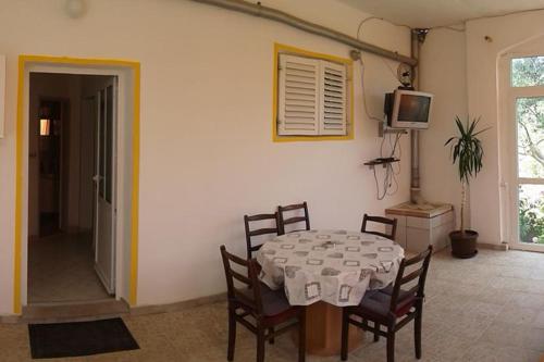 Apartments with a parking space Tkon, Pasman - 5827