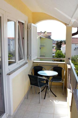 Apartments with a parking space Vodice - 6178 - image 12