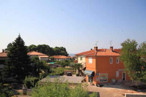 Apartments with a parking space Umag - 7171 - main image