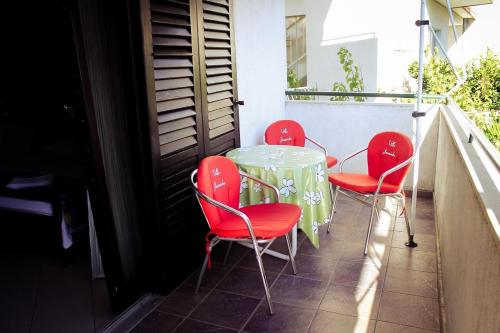 Apartments and rooms by the sea Podgora Makarska - 11893