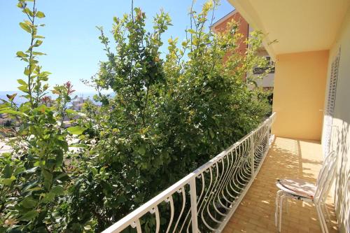 Apartments and rooms with parking space Makarska - 6767 - image 3