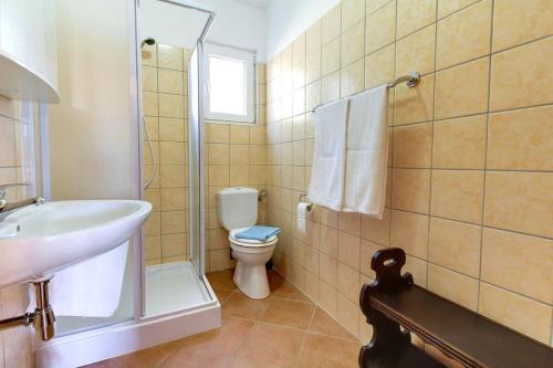 Apartments by the sea Artatore Losinj - 8022 - image 14
