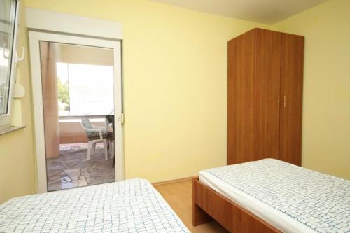 Apartments by the sea Povljana Pag - 7505 - image 2