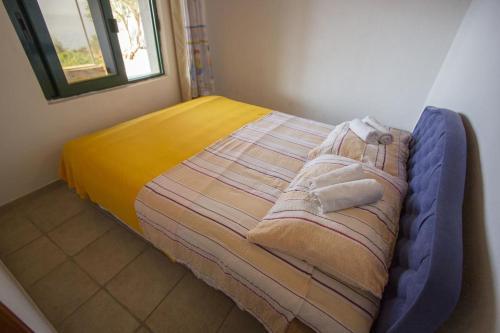 Family friendly seaside apartments Cove Rapak Hvar - 12779 - main image